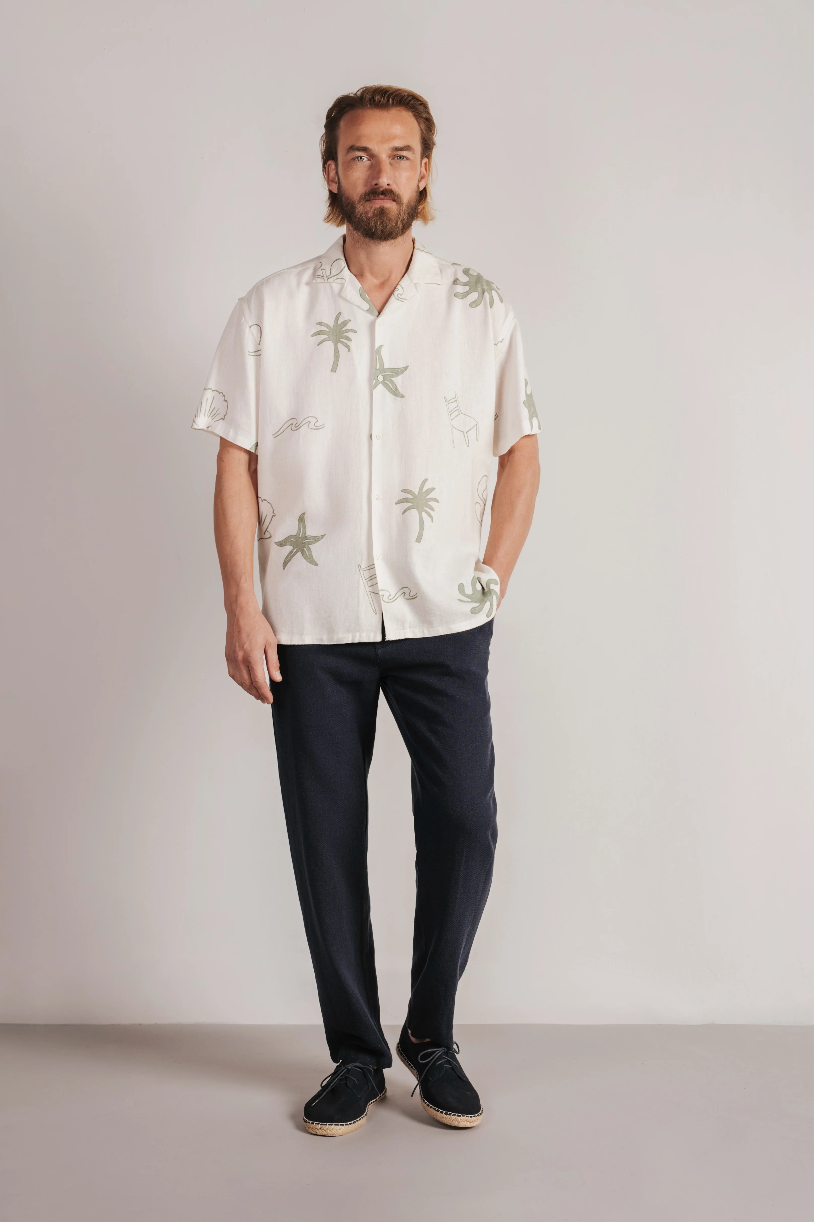 Camisa lino manga corta estampada - Image 2