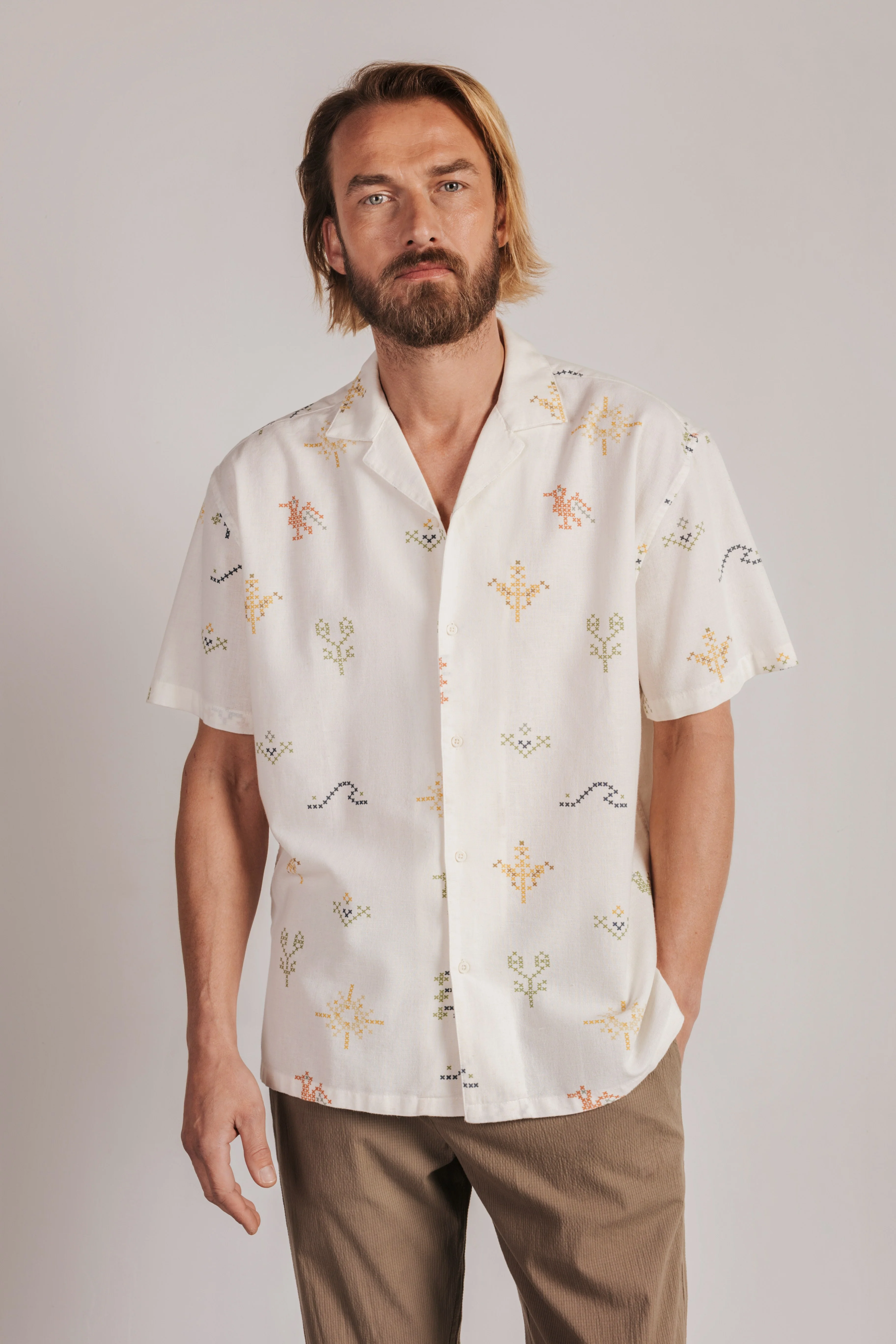 Camisa lino estampado crochet