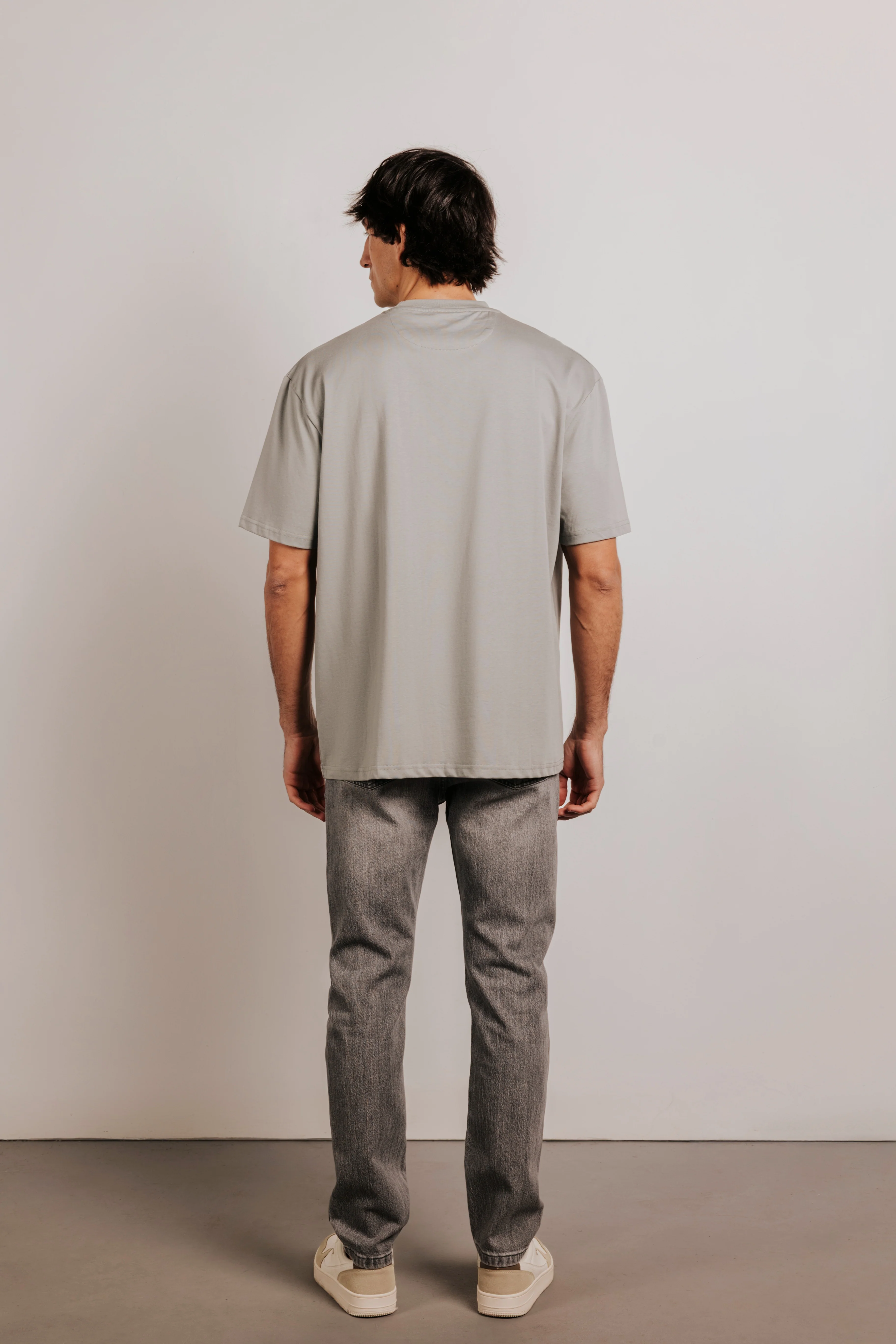 Camiseta oversize lisa - Image 4