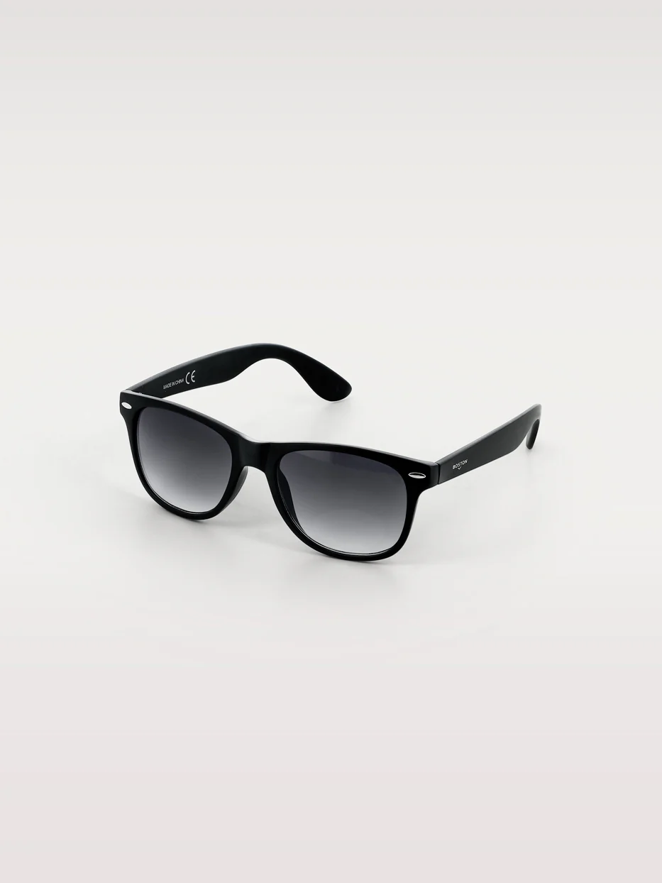 Gafas de sol negro mate